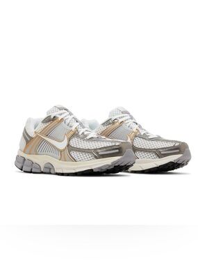 Nike Men’s Air Zoom Vomero 5
